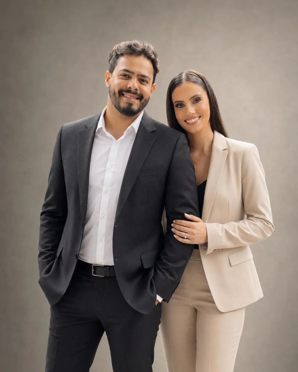 Júlia Ferreira de Faria e Guilherme Martins Ribeiro Hesse, sócios-fundadores da G&F Assessoria